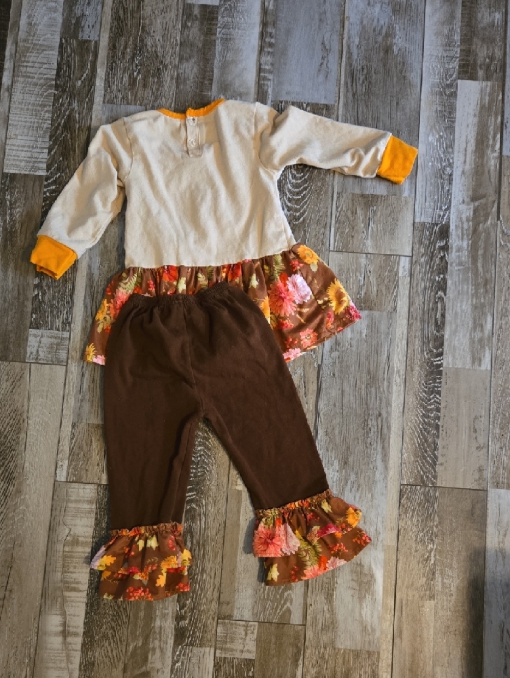 Thanksgiving Turkey Matching Set with Ruffles - Picture 4 of 4